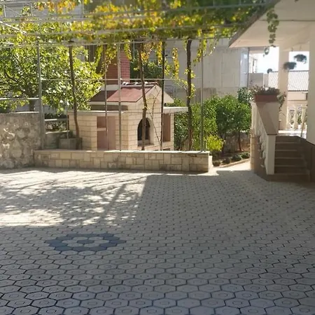 Anka Gadzic Apartment